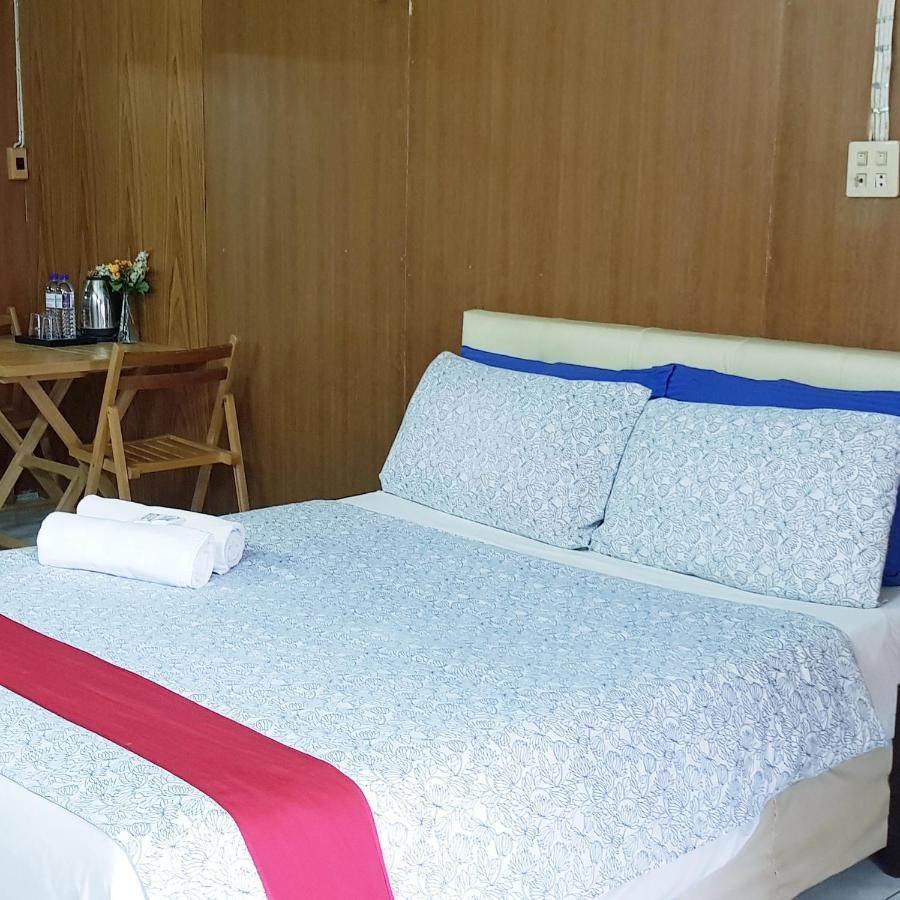 โรงแรมวินบางนา Win Bangna Hotel Бангкок Экстерьер фото