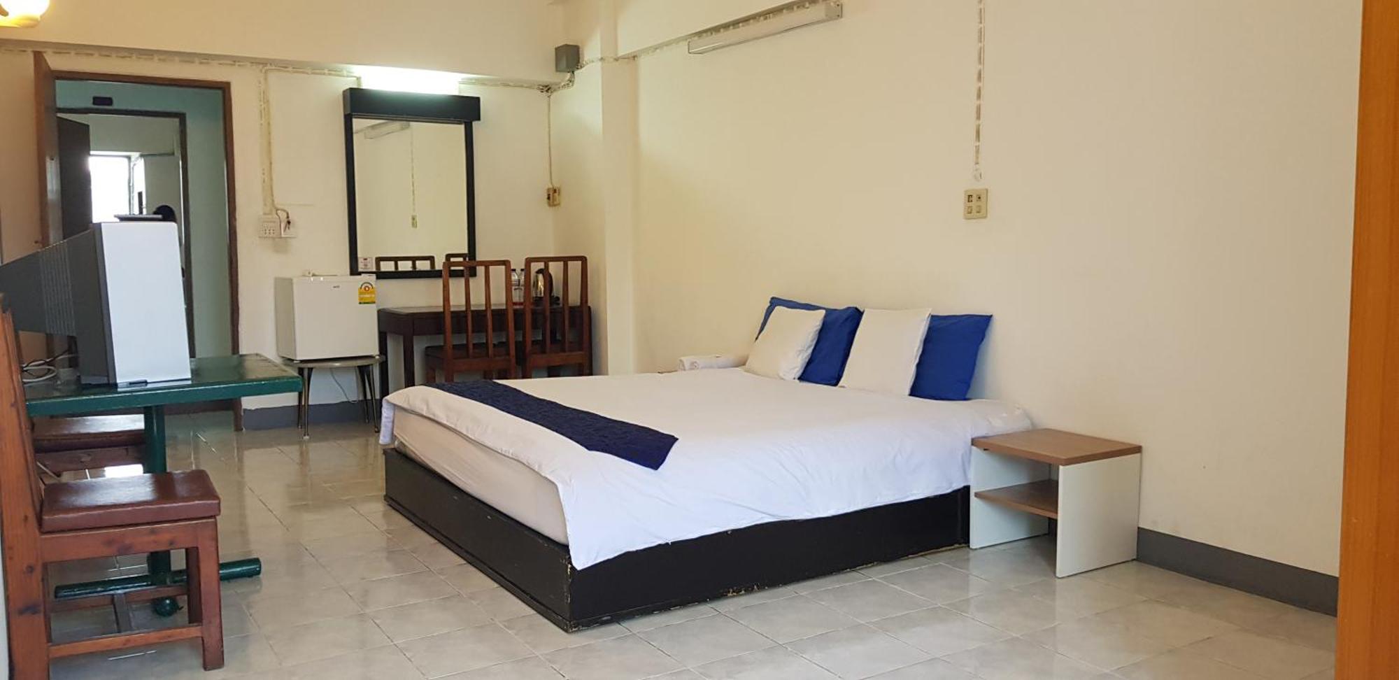 โรงแรมวินบางนา Win Bangna Hotel Бангкок Номер фото
