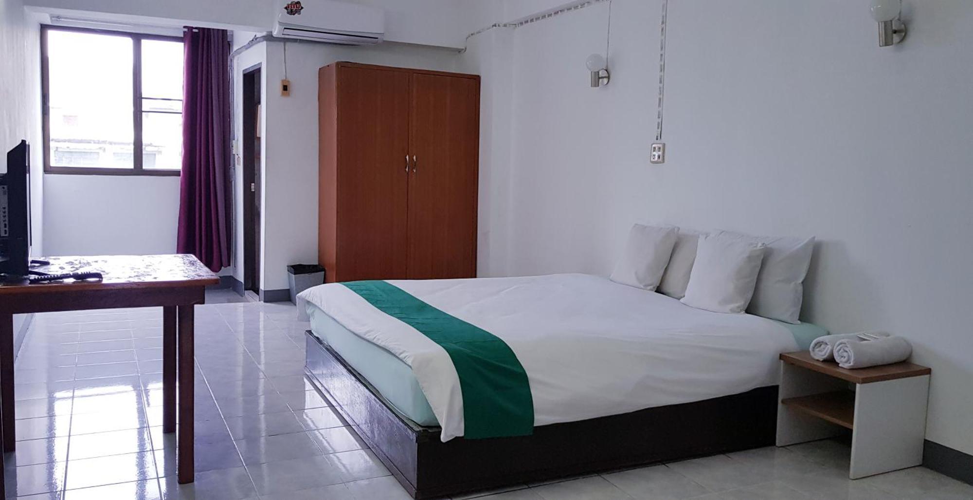 โรงแรมวินบางนา Win Bangna Hotel Бангкок Номер фото